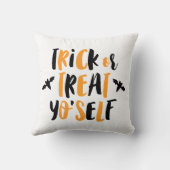 トリックまたはトリートヨーセルフハロウィーン クッション (裏面)