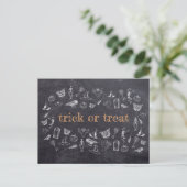 トリックまたはトリートヴィンテージのChalkboardハロウィーン ポストカード (スタンド正面)