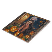 トリックまたはトレーター、勇敢なハロウィーンの衣装の女の子 タイル (側面)