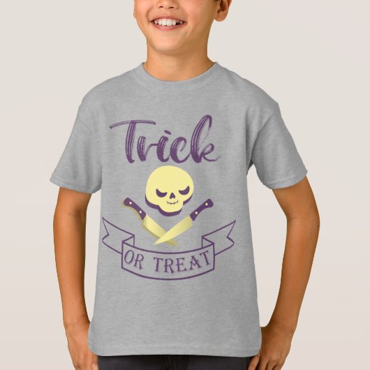 トリックまたは治療スカルクロスボーンハロウィーンリボンT Tシャツ (正面)