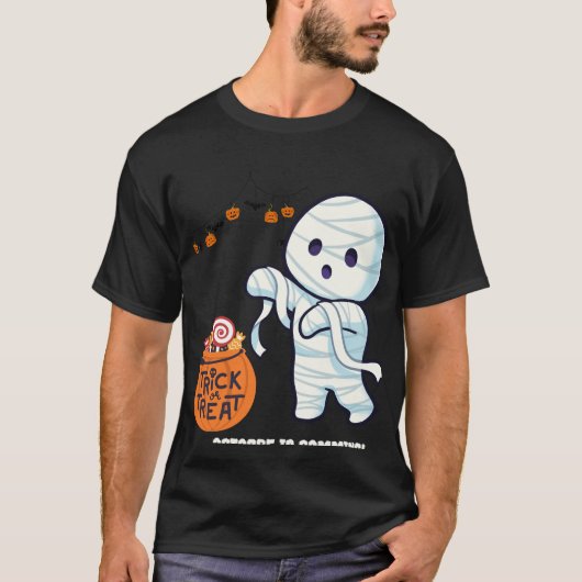 トリックまたは治療ミイラのハロウィンキャンディおもしろい子供がshir tシャツ (正面)