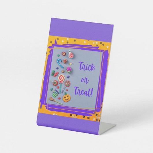 トリックオアトリート！ 台座サイン (正面)