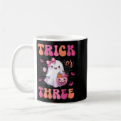 トリックハロウィーン3歳の幽霊誕生日 コーヒーマグカップ (左)