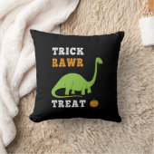 トリックラウドトリートカワイハロウィンブロントサウルスディノ クッション (ブランケット)
