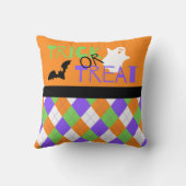 トリック不気味またはトリートアーガイル装飾用クッション クッション (裏面)