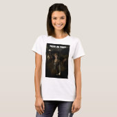 トリック・オア・トリート。ランタンを提げる細身の女性 Tシャツ (正面フル)