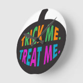 トリック・ミー・トリート・数々のメーカー ラウンド壁時計 (傾斜)