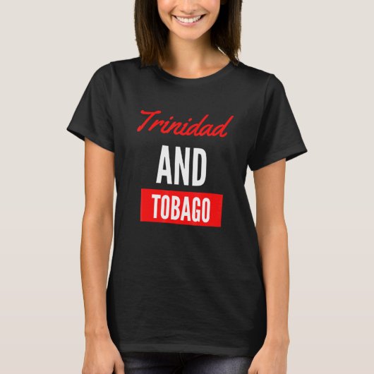 トリニダードの伝統を持つ女性と男性 Tシャツ (正面)