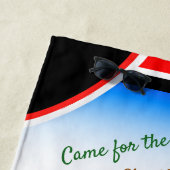 トリニダード・トバゴ – 日の中の島々 ビーチタオル (インサイチュ)