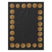 トリプルケルト結び目模様スワールマンダ縁どラ テーブルクロス (正面)