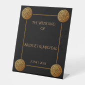 トリプルケルト結び目模様結婚旋回 台座サイン (正面)