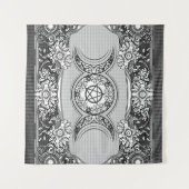 トリプルムーン – トリプル女神オーナメント タペストリー (正面(横))