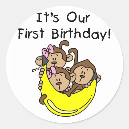 トリプレット1st - 2人の女の子1人の男の子Tシャツとプレゼント ラウンドシール (正面)