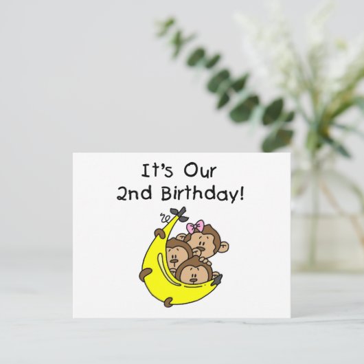 トリプレット2nd - 2人の男の子/1人の女の子Tシャツ ポストカード (スタンド正面)