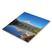 トリリウム湖、または タイル (側面)