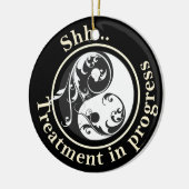 トリートメント進行中陰陽ドアハンガー セラミックオーナメント (左)