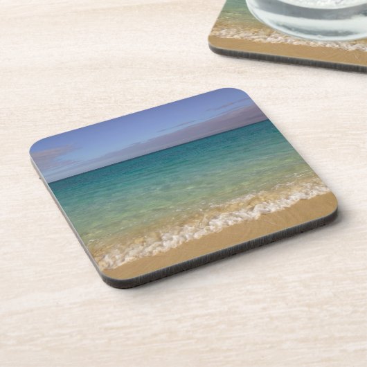 トルクとカイコス、プロウィデンシアレス島、グレース2 コースター (左側)