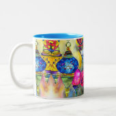 トルコのランプのモザイクの水の色のアー素晴らしト ツートーンマグカップ (左)