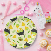 トルティーヤチップスとグアカモールパターン ペーパープレート (パーティー)