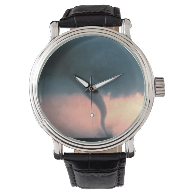 トルネド時計 腕時計 (正面)