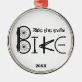 トレイルバイクグラフィティ感動的引用文Mに乗る メタルオーナメント (正面)