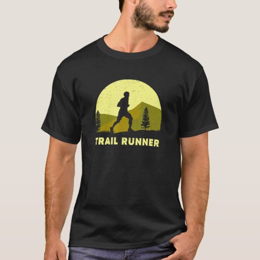 トレイル走ウルトライル走の Tシャツ (正面)