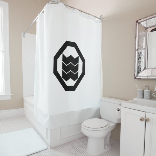 トレイ上の3つのための縮み漢字 シャワーカーテン (インサイチュ)