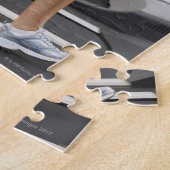 トレッドミルの女性歩くの低い部分 ジグソーパズル (側面)