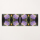 トレリスのラベンダークレマチスパーソナライズされた花 ヨガマット (正面(横))