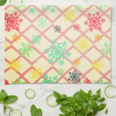 トレリス付きの黄色い背景の雪 キッチンタオル (折り畳み)