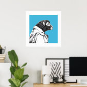 トレンチコートのヘドウィック子羊（オールドスクールブルー） ポスター (ホームオフィス)