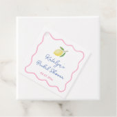 トレンディなピンクのスクィグル メイン スクィーズ ブライダル シャワー フェイバータグ (インサイチュ)