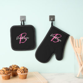 トレンディホットピンクブラックホワイトスクリプトモノグラム 鍋つかみ&鍋敷きセット