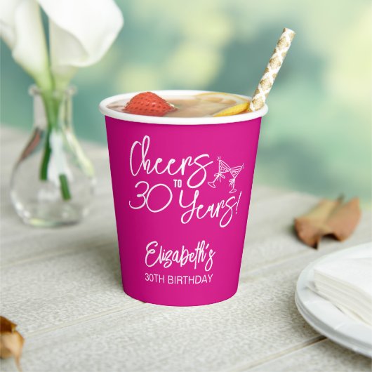 トレンディーお洒落ピンクハンドドロー30歳の誕生日 紙コップ (インサイチュ)