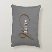 トレンディーかわいいプレーンモノグラムイニシャル名 アクセントクッション (裏面(縦))