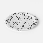 トレンディーかわいい小さな黒い弓ホワイト ペーパープレート (アングル)