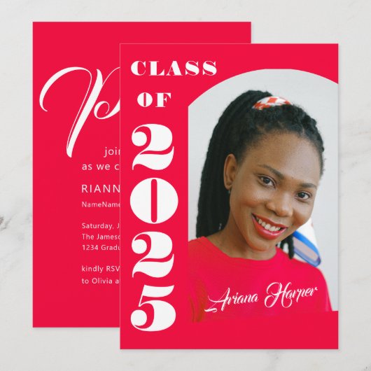 トレンディーな Chic ホワイト スクリプト ピンク 卒業パーティー 招待状 (正面/裏面)