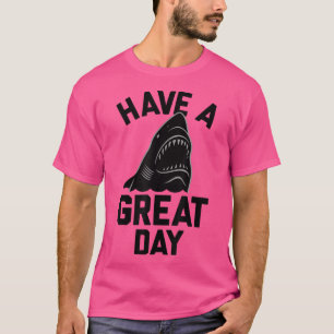 トレンディーは素晴らしサメに刺される Tシャツ