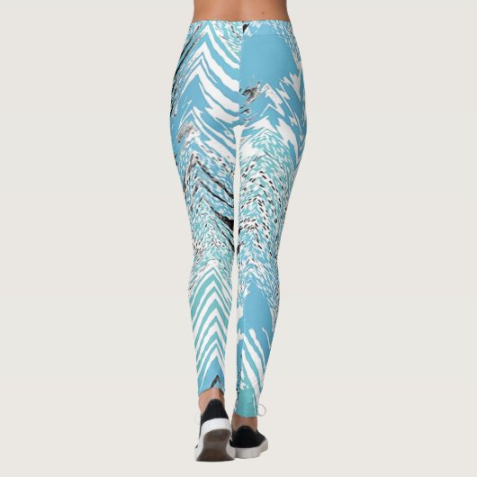 トレンディーアクアブルー白黒シェブロンジグザグザグ レギンス (裏面)