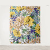 トレンディーイエロー&グリーンフローラガーリーイラストレーション タペストリー (正面)