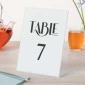 トレンディーエレガントモダンタイポグラフィ表番号 台座サイン (インサイチュ)