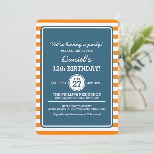 トレンディーオレンジ/ネイビーストライプパーティの招待状 招待状 (スタンド正面)
