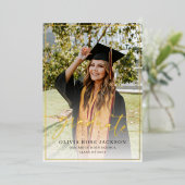 トレンディーカジュアルモダン写真の卒業金ゴールド 箔招待状 (立ち正面)