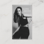 トレンディーカジュアルモノクロ写真 名刺 (正面)