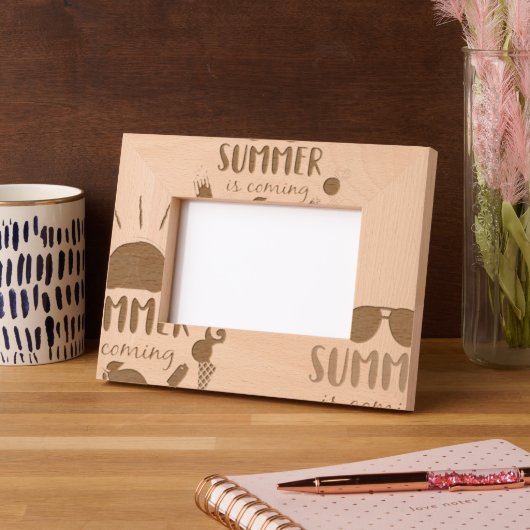 トレンディーカスタムデザイン | パーソナライズされたギフトユニークA レーザー彫刻フレーム (左)