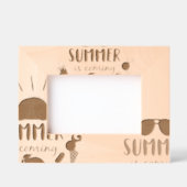 トレンディーカスタムデザイン | パーソナライズされたギフトユニークA レーザー彫刻フレーム (正面)