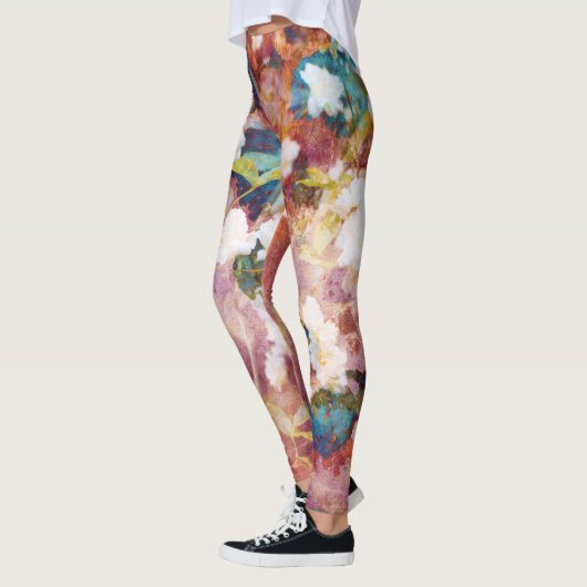 トレンディーカッコいいのの花のパターン レギンス (左)