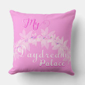 トレンディーガーリーピンク クッション (正面)