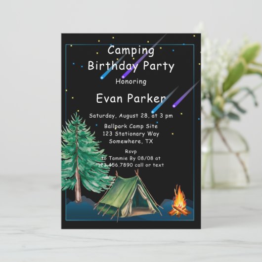 トレンディーキャンプアウトボーイズバースデーパーティー 招待状 (スタンド正面)