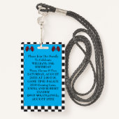 トレンディークールブルーレースカー誕生日VIPパス バッジ (裏面ランヤード)